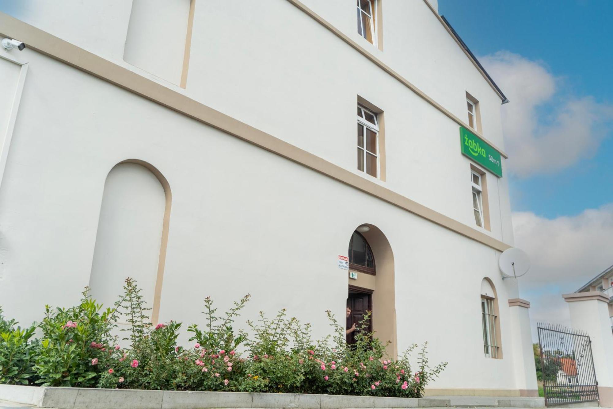 Hostel Krosnienska 12 Zielona Góra Dış mekan fotoğraf
