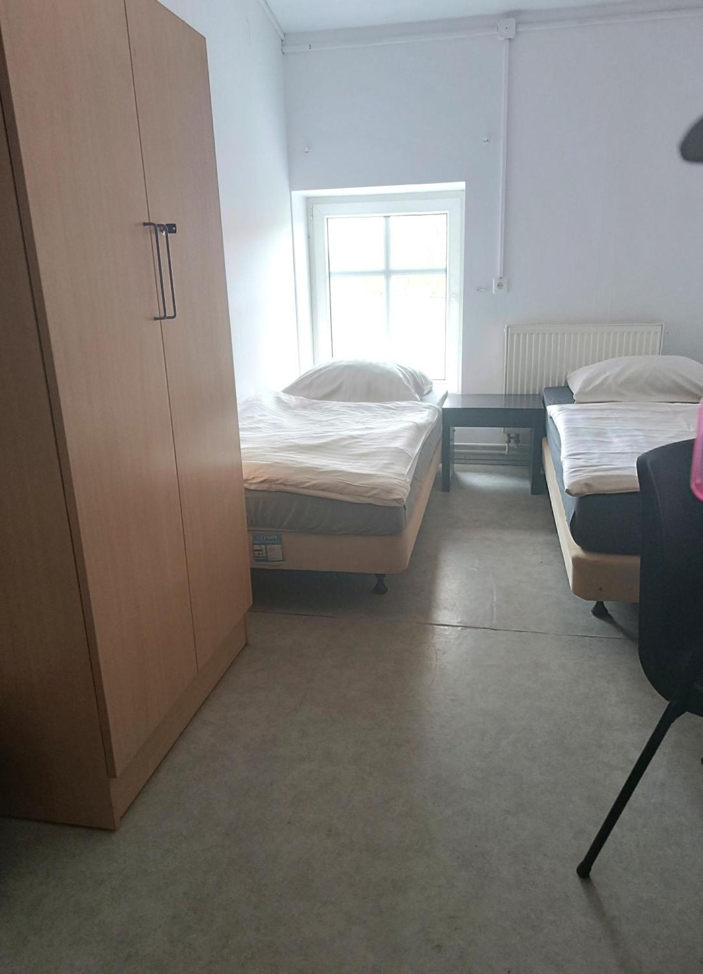 Hostel Krosnienska 12 Zielona Góra Dış mekan fotoğraf