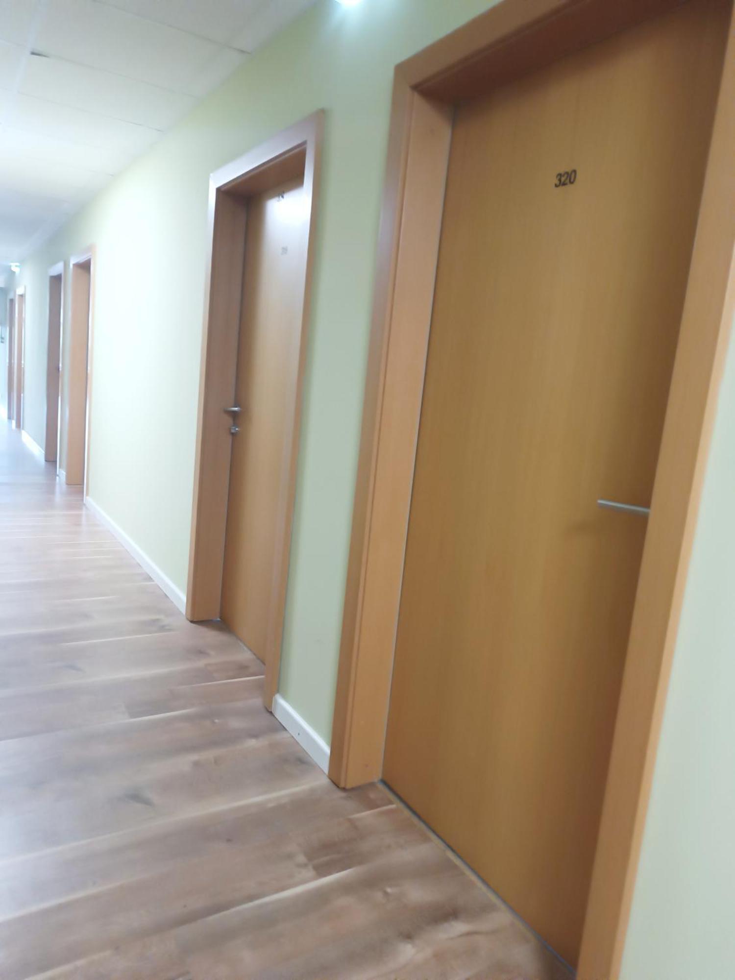 Hostel Krosnienska 12 Zielona Góra Dış mekan fotoğraf