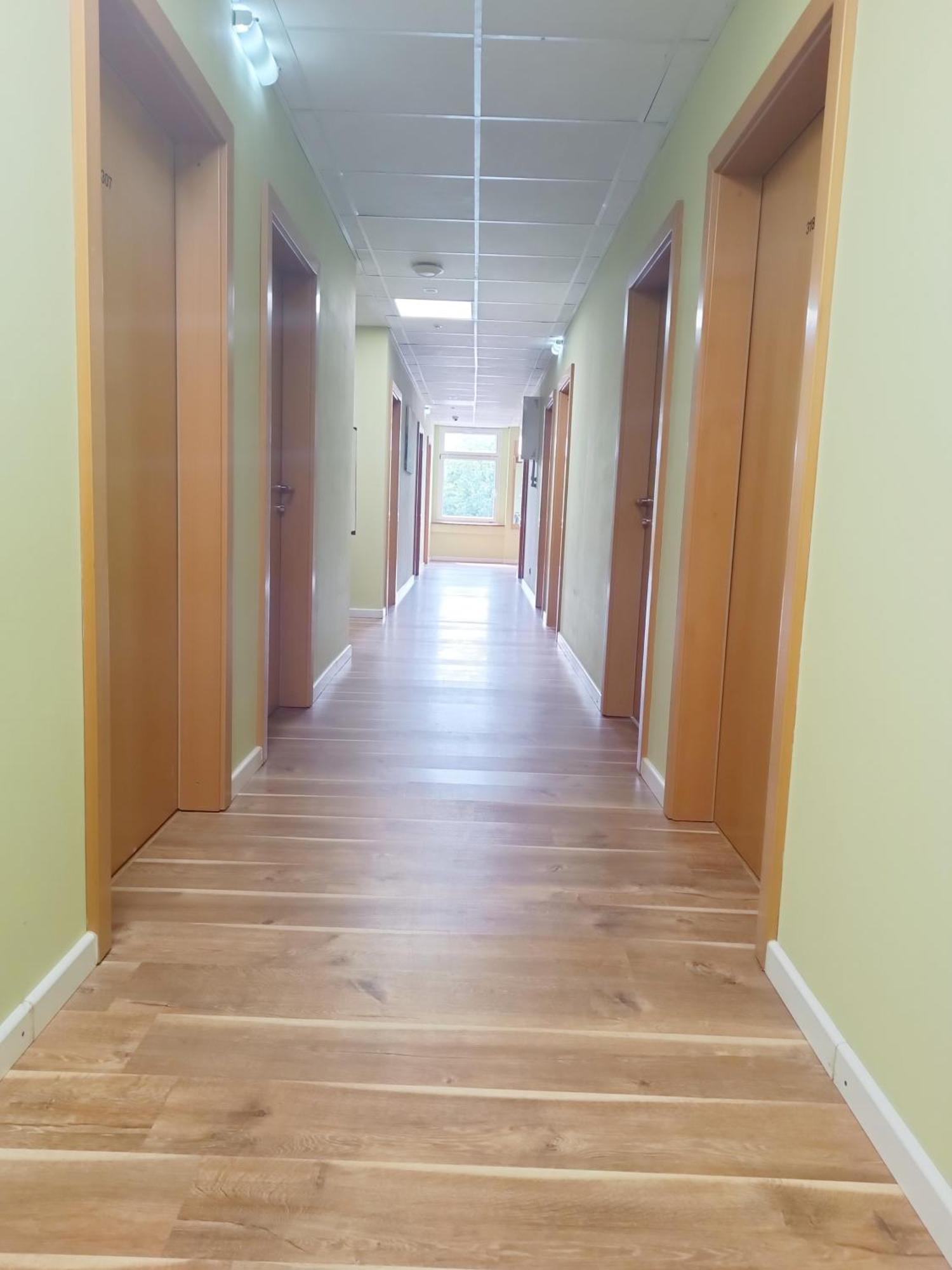 Hostel Krosnienska 12 Zielona Góra Dış mekan fotoğraf