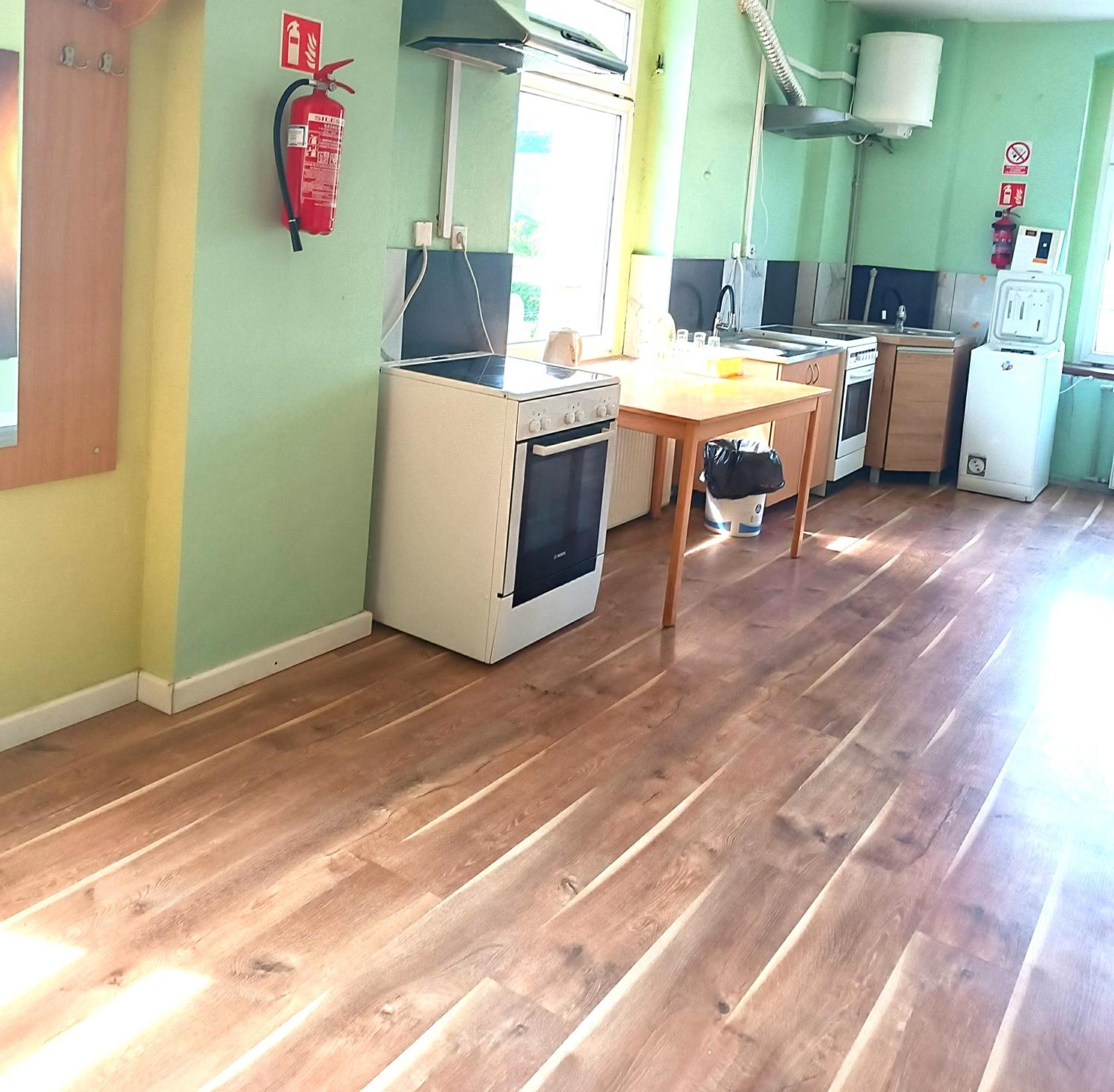 Hostel Krosnienska 12 Zielona Góra Dış mekan fotoğraf
