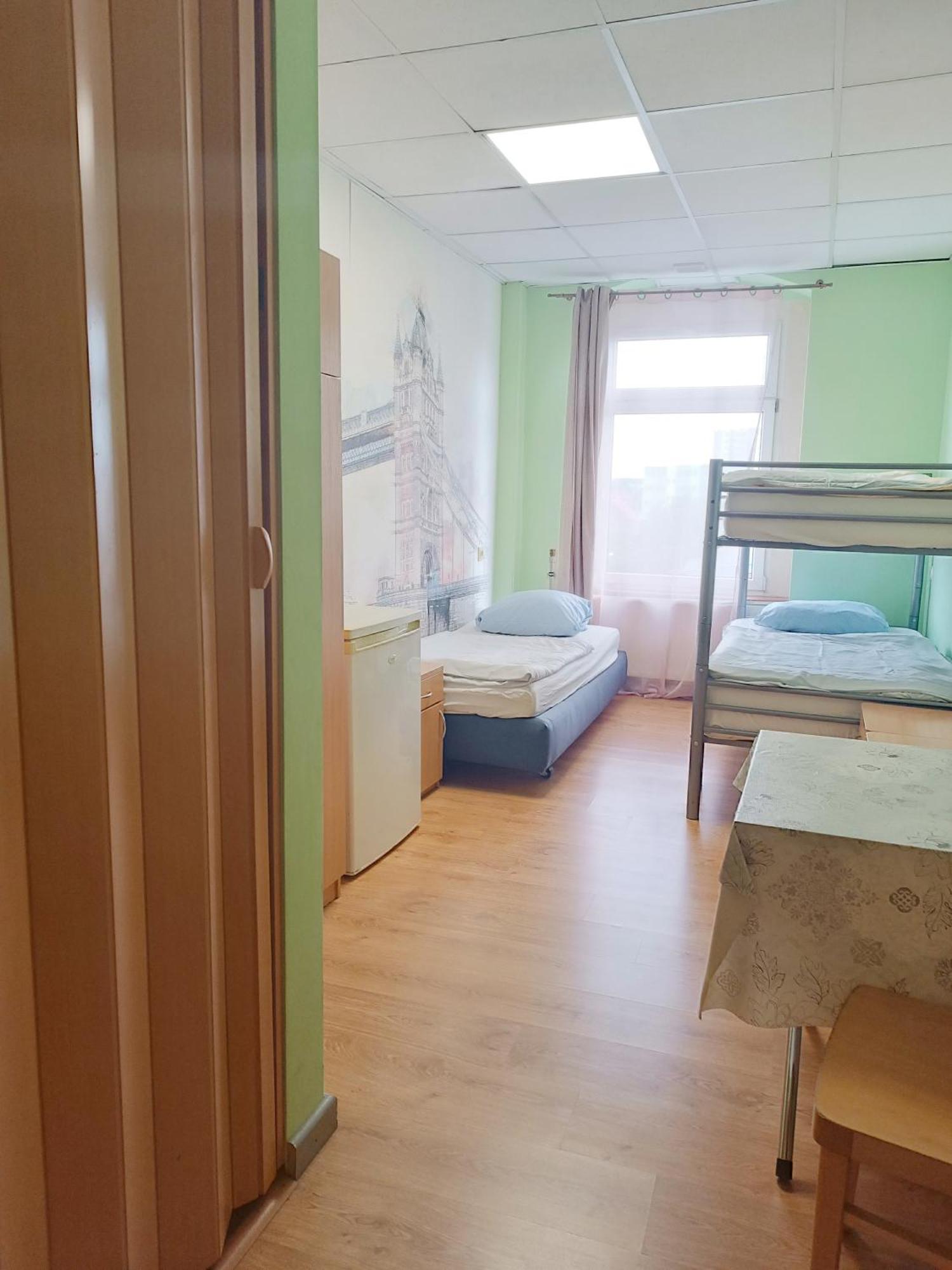 Hostel Krosnienska 12 Zielona Góra Dış mekan fotoğraf