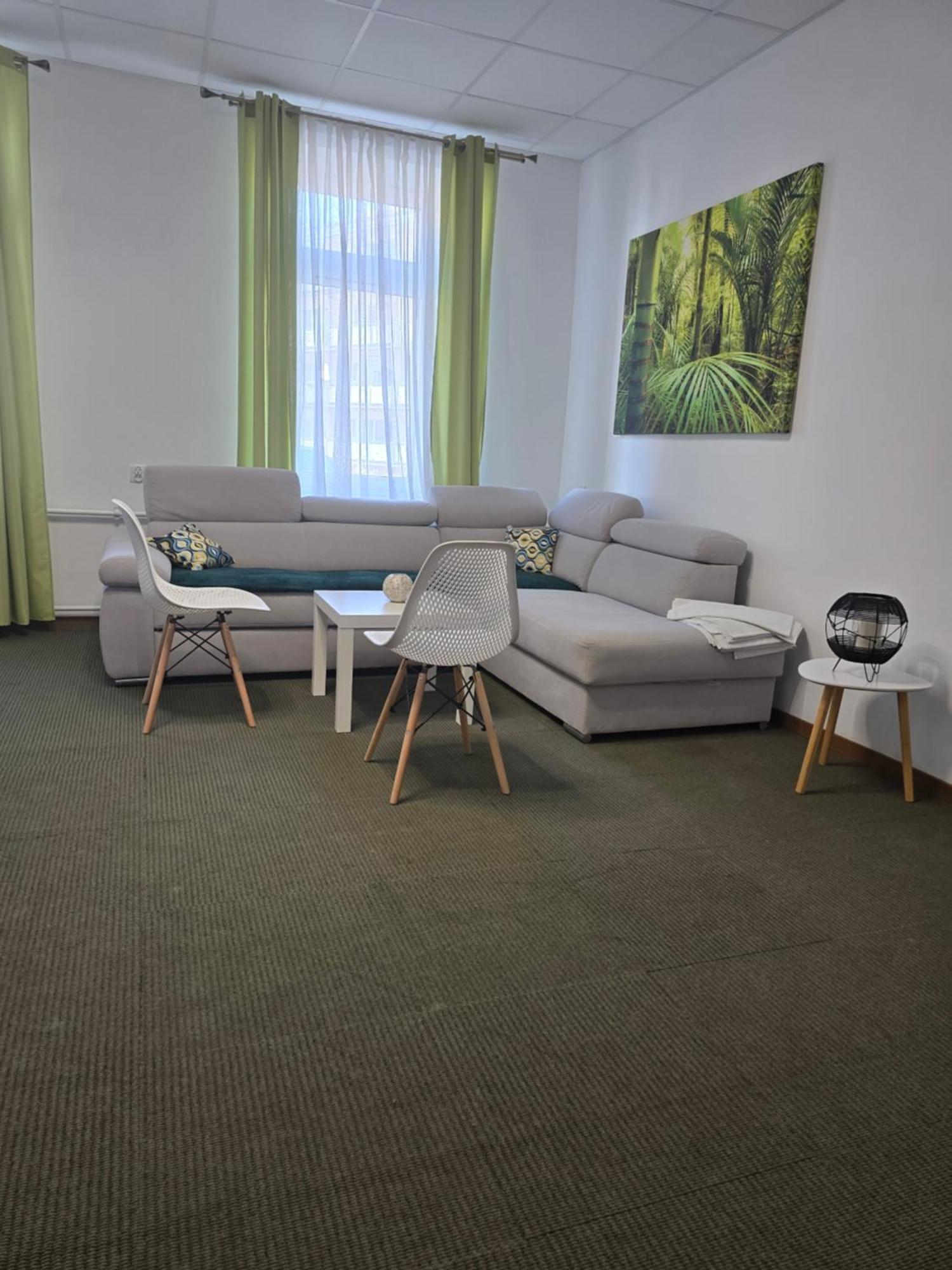 Hostel Krosnienska 12 Zielona Góra Dış mekan fotoğraf