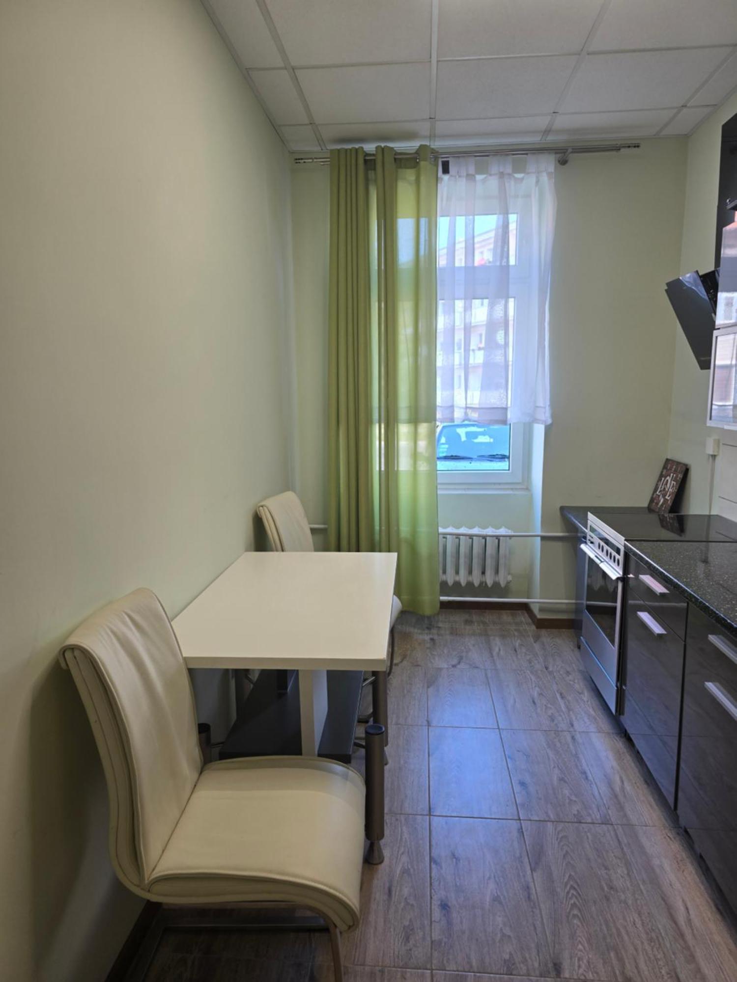 Hostel Krosnienska 12 Zielona Góra Dış mekan fotoğraf