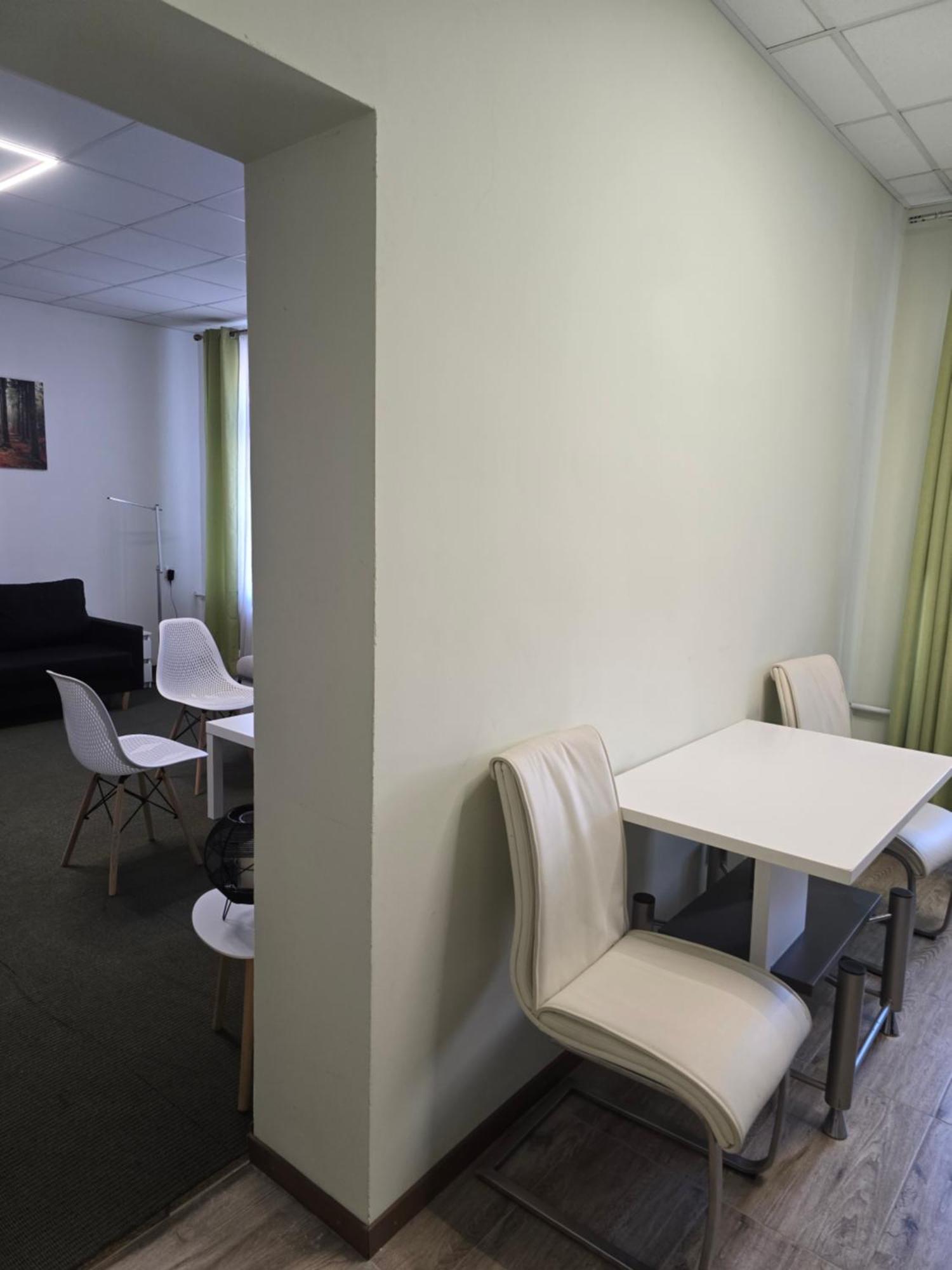 Hostel Krosnienska 12 Zielona Góra Dış mekan fotoğraf